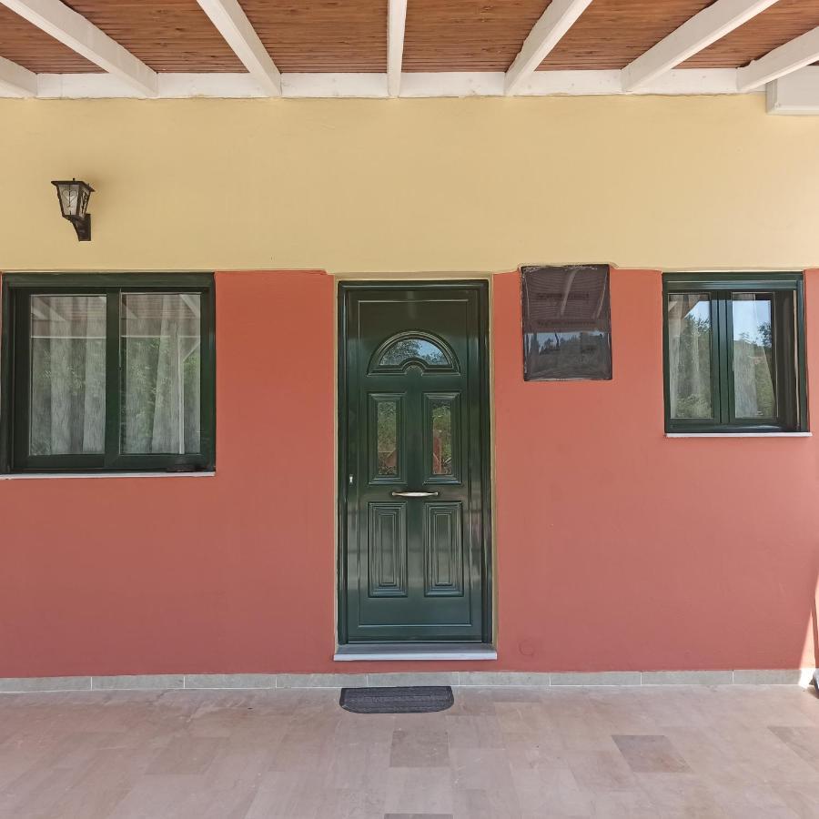 Foteinos Apartments Perivólion Екстериор снимка