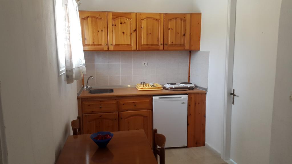 Foteinos Apartments Perivólion Екстериор снимка