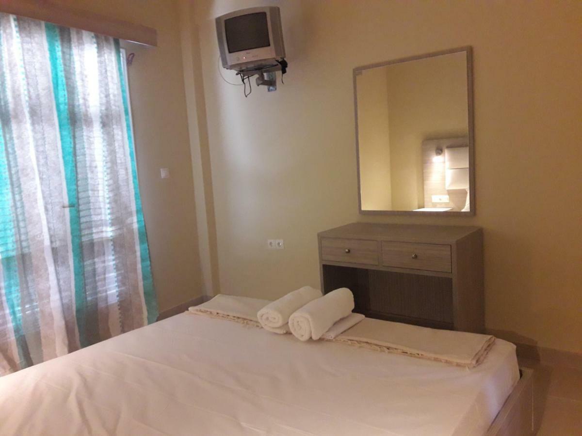 Foteinos Apartments Perivólion Екстериор снимка
