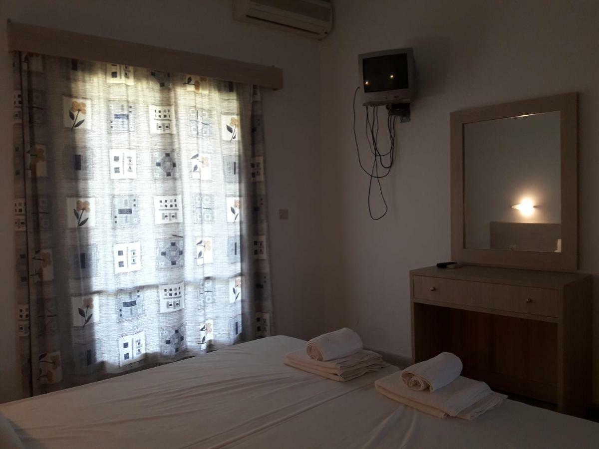 Foteinos Apartments Perivólion Екстериор снимка