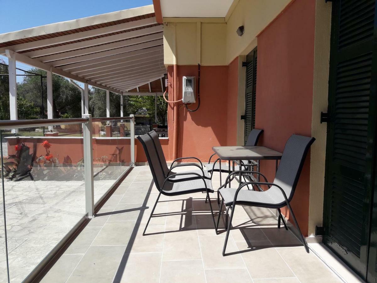 Foteinos Apartments Perivólion Екстериор снимка